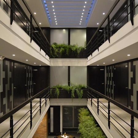 Hostal Delia Victoria กูเอ็งกา ภายนอก รูปภาพ
