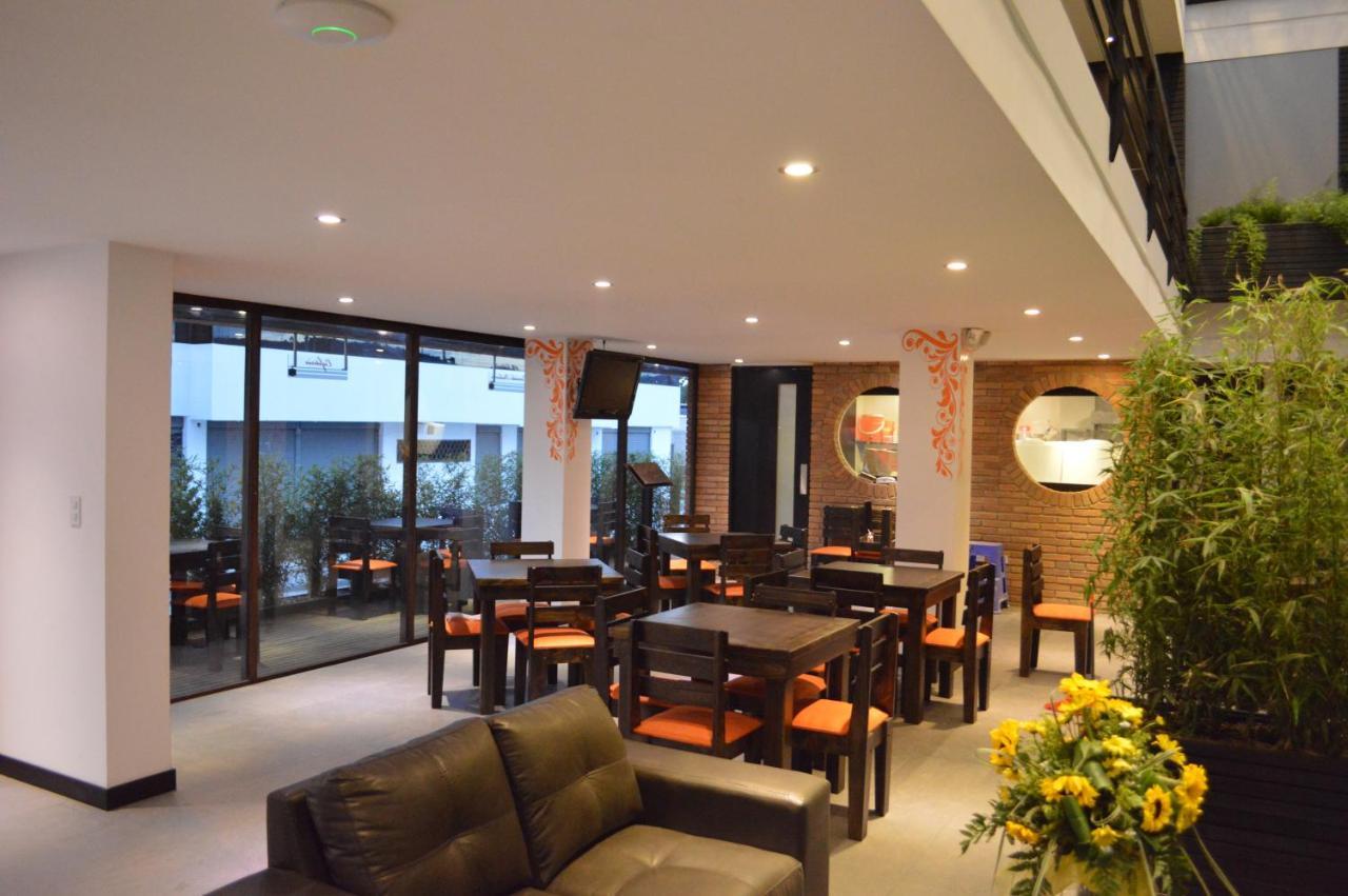 Hostal Delia Victoria กูเอ็งกา ภายนอก รูปภาพ