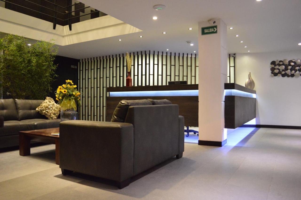 Hostal Delia Victoria กูเอ็งกา ภายนอก รูปภาพ